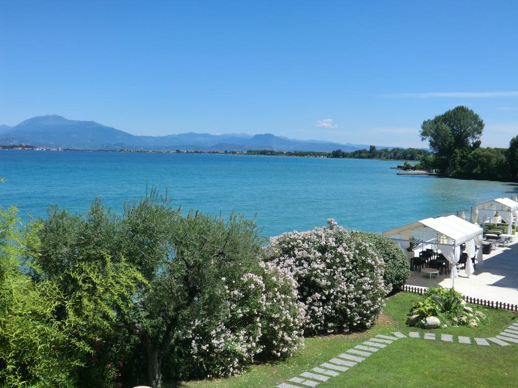 Apartamento Doctor House Desenzano Desenzano del Garda Exterior foto